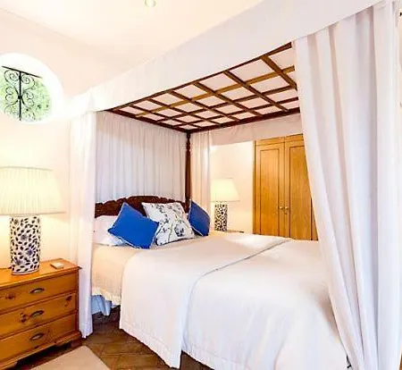 Sao Lourenco Sleeps 12 *