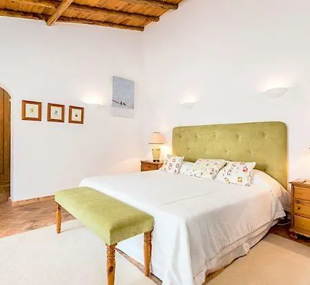 Sao Lourenco Sleeps 12 *