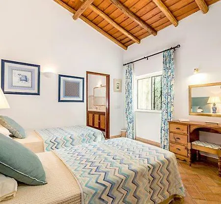 Sao Lourenco Sleeps 12 Sao Lourenco (Almancil)